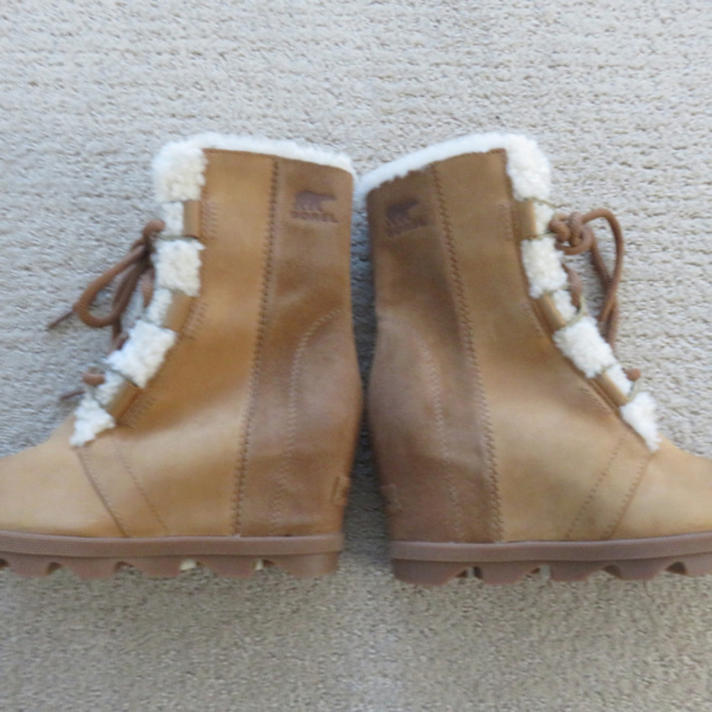 Sorel Joan of Arctic Boots Shearling  7 38 - Picture 3 of 5